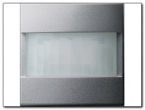 Gira Przełącznik automatyczny KNX standard 2,2m System 55 kolor aluminium 088926