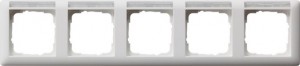 Gira Ramka pięciokrotna z polem opisowym poziome Standard 55 biały matowy 109527