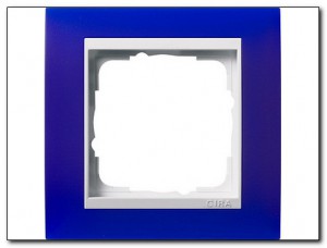 Gira Ramka pojedyncza do białych Gira Event Opaque niebieski 0211399