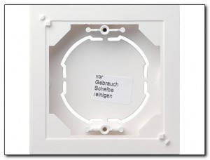 Gira Obudowa natynkowa pojedyncza płaska Standard 55 biały matowy 021904