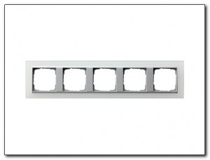 Gira Ramka pięciokrotna aluminiowy Gira Event Opaque biały 021550