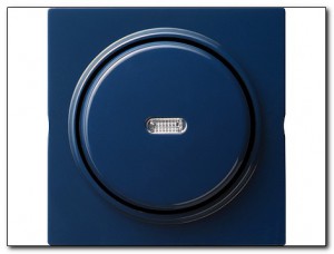 Gira Przycisk pojedynczy pionowy z okienkiem kontrolnym S-Color niebieski 012046